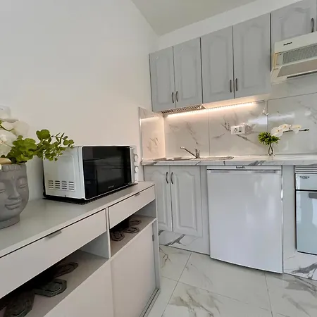 Serene Flat In Location Overlooking Siam Park Apartmán *