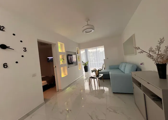 Daire Serene Flat In Location Overlooking Siam Park *