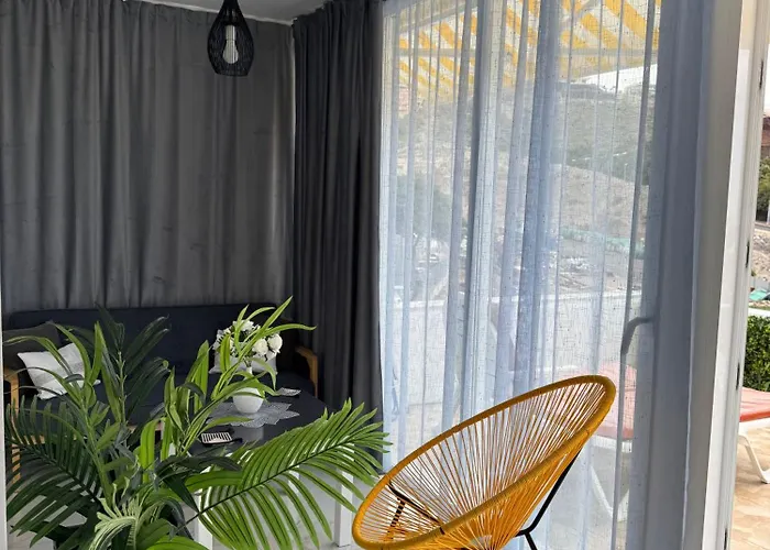 아파트 Serene Flat In Location Overlooking Siam Park 아데제