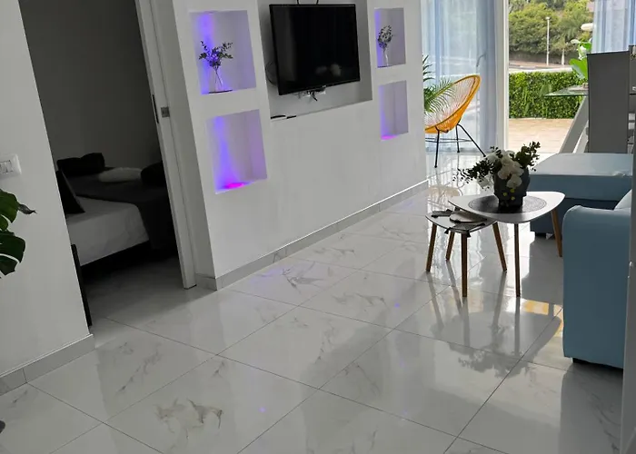 Serene Flat In Location Overlooking Siam Park דירה