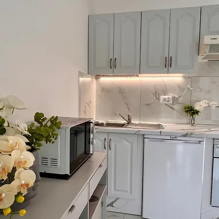 Serene Flat In Location Overlooking Siam Park *